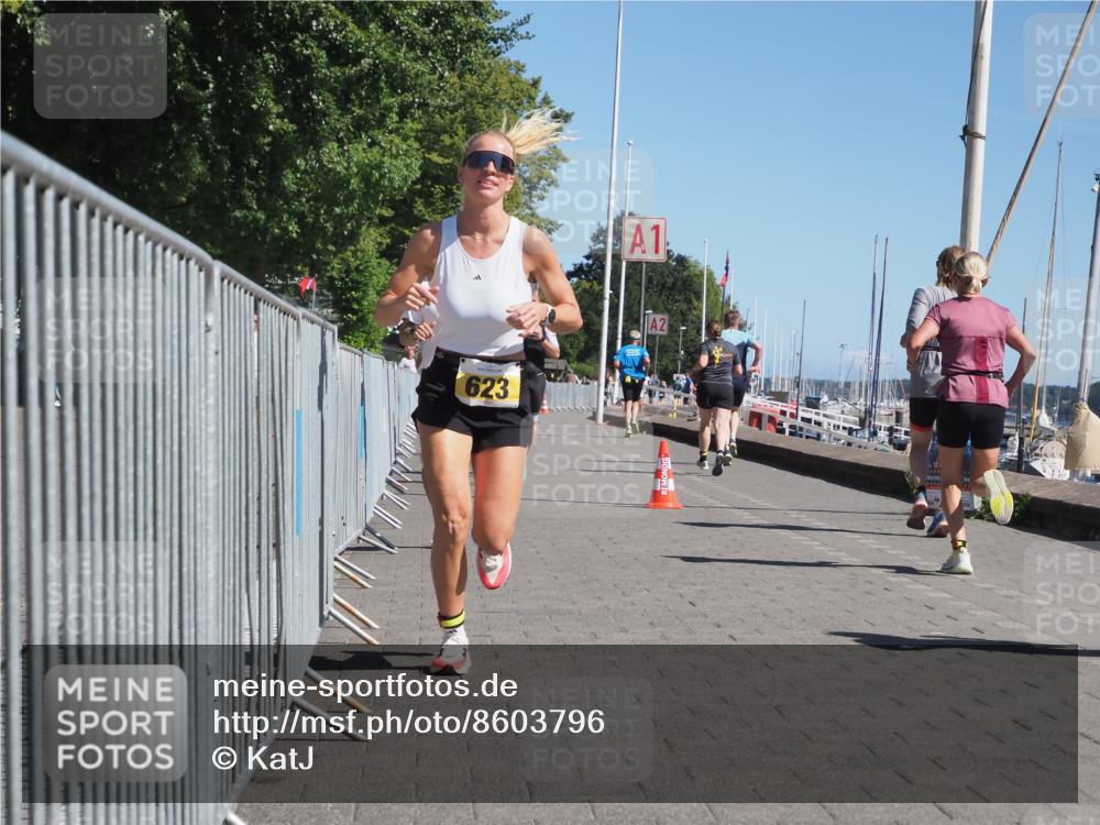 17.08.2025 - KN Förde Triathlon 2025 KatJ http://msf.ph/oto/8603796 17.08.2025 11:56:50 Laufen 297, 373, 389, 601, 622, 623 meine-sportfotos.de