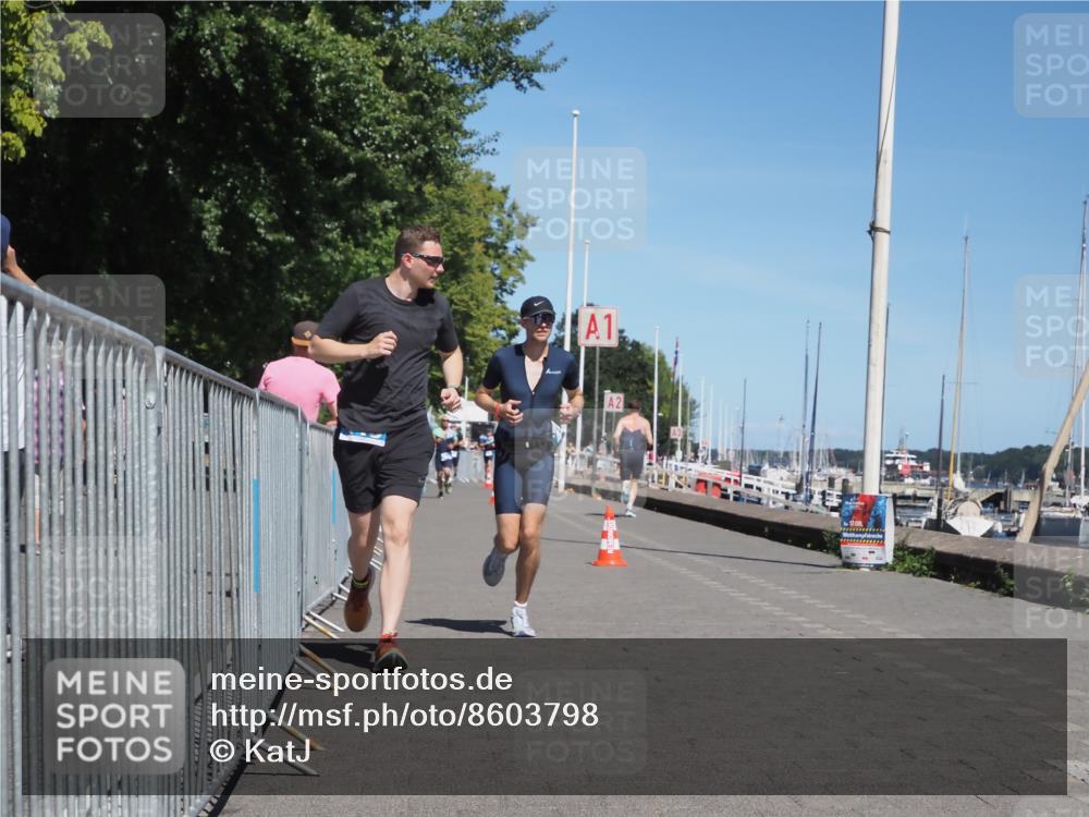 17.08.2025 - KN Förde Triathlon 2025 KatJ http://msf.ph/oto/8603798 17.08.2025 13:46:28 Laufen 448, 459, 490 meine-sportfotos.de