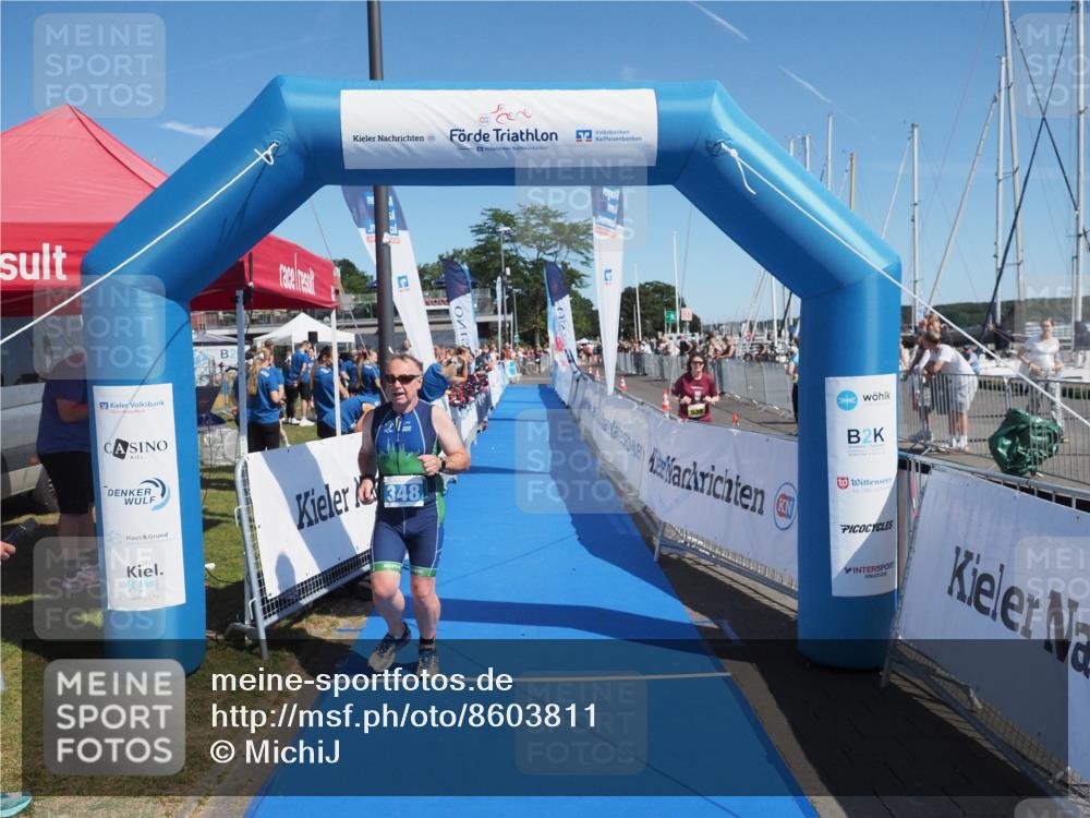 17.08.2025 - KN Förde Triathlon 2025 MichiJ http://msf.ph/oto/8603811 17.08.2025 12:20:30 Laufen 325, 348, 607 meine-sportfotos.de