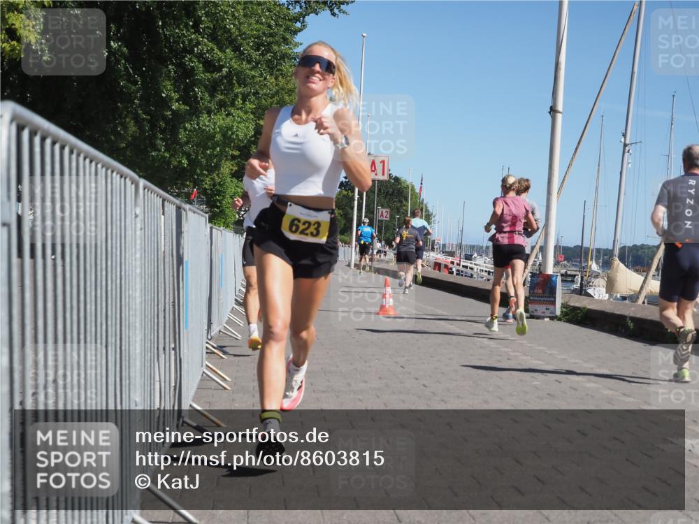 17.08.2025 - KN Förde Triathlon 2025 KatJ http://msf.ph/oto/8603815 17.08.2025 11:56:51 Laufen 297, 373, 389, 601, 622, 623 meine-sportfotos.de