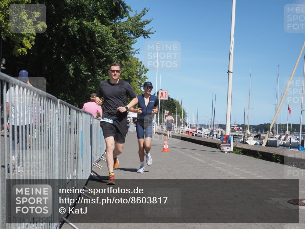 17.08.2025 - KN Förde Triathlon 2025 KatJ http://msf.ph/oto/8603817 17.08.2025 13:46:28 Laufen 448, 459, 490 meine-sportfotos.de