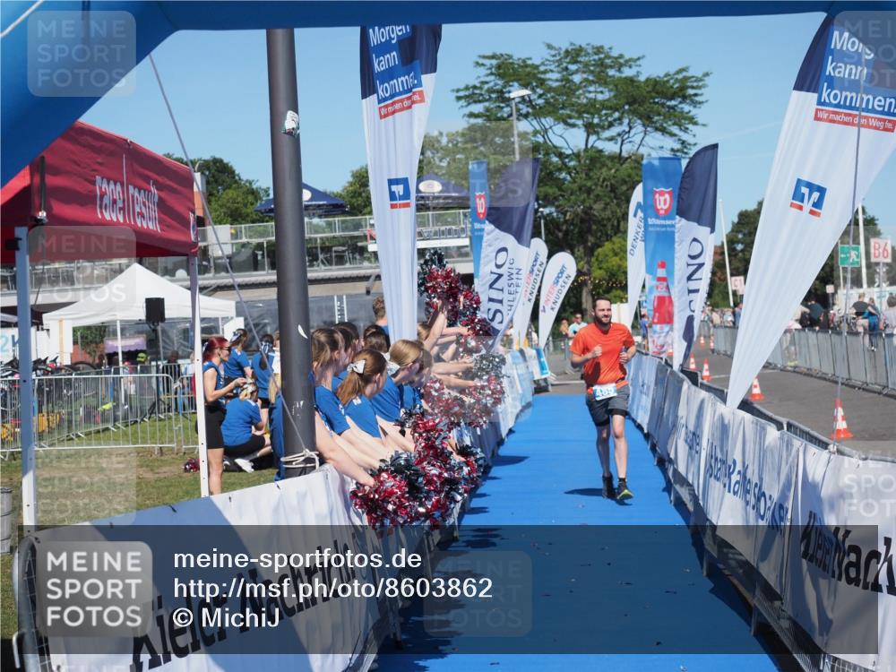 17.08.2025 - KN Förde Triathlon 2025 MichiJ http://msf.ph/oto/8603862 17.08.2025 14:18:57 Laufen 485 meine-sportfotos.de