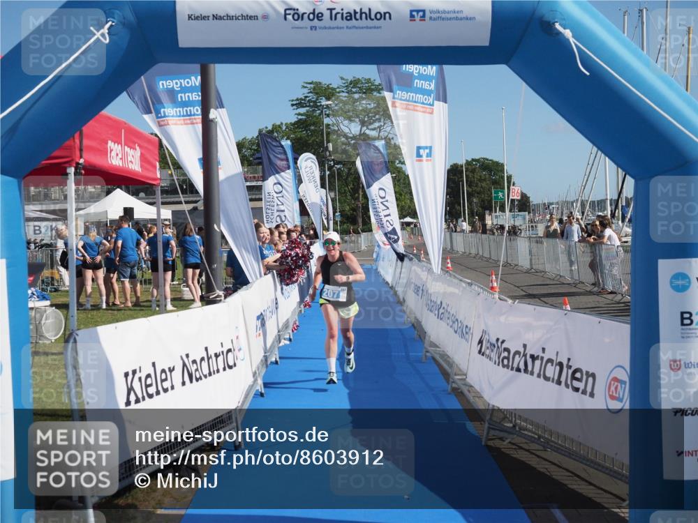 17.08.2025 - KN Förde Triathlon 2025 MichiJ http://msf.ph/oto/8603912 17.08.2025 10:57:43 Laufen 207 meine-sportfotos.de