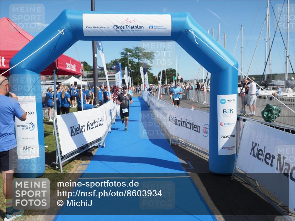 17.08.2025 - KN Förde Triathlon 2025 MichiJ http://msf.ph/oto/8603934 17.08.2025 12:20:46 Laufen 302 meine-sportfotos.de