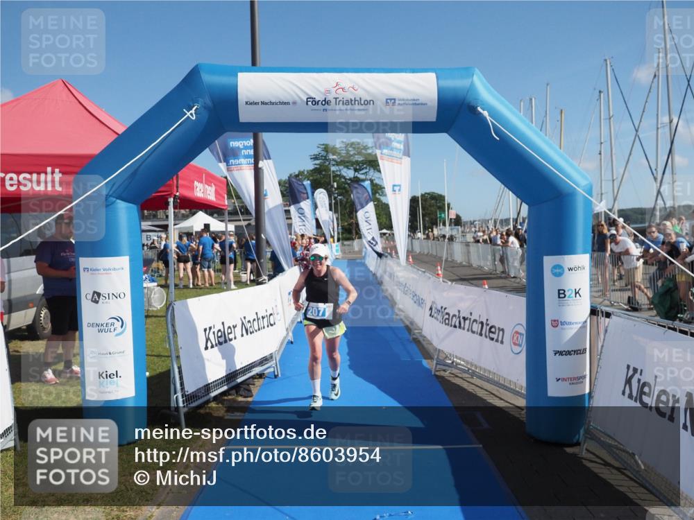 17.08.2025 - KN Förde Triathlon 2025 MichiJ http://msf.ph/oto/8603954 17.08.2025 10:57:45 Laufen 207 meine-sportfotos.de