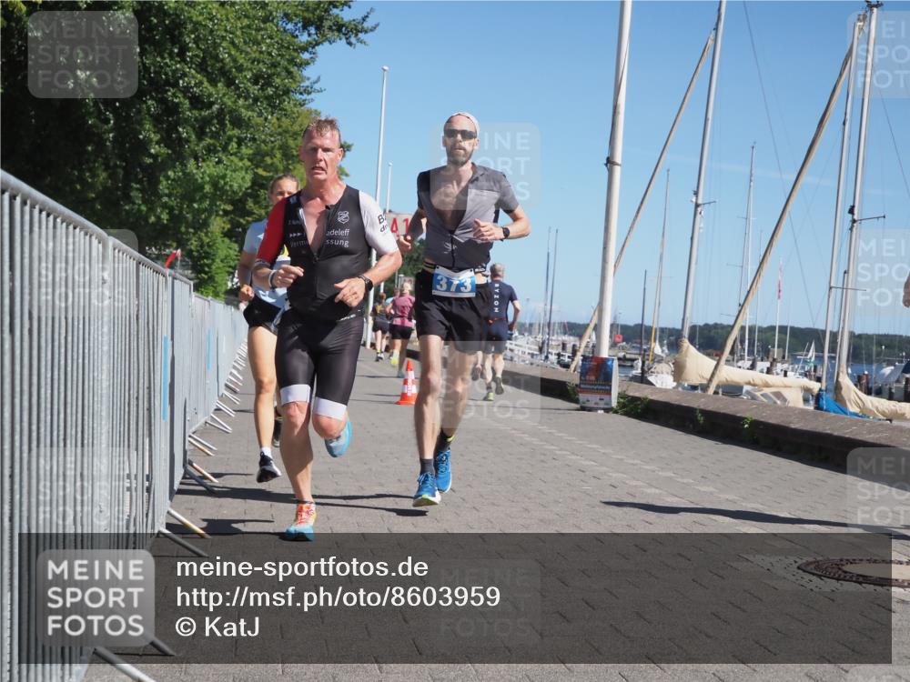 17.08.2025 - KN Förde Triathlon 2025 KatJ http://msf.ph/oto/8603959 17.08.2025 11:56:55 Laufen 297, 373, 389, 601, 622 meine-sportfotos.de