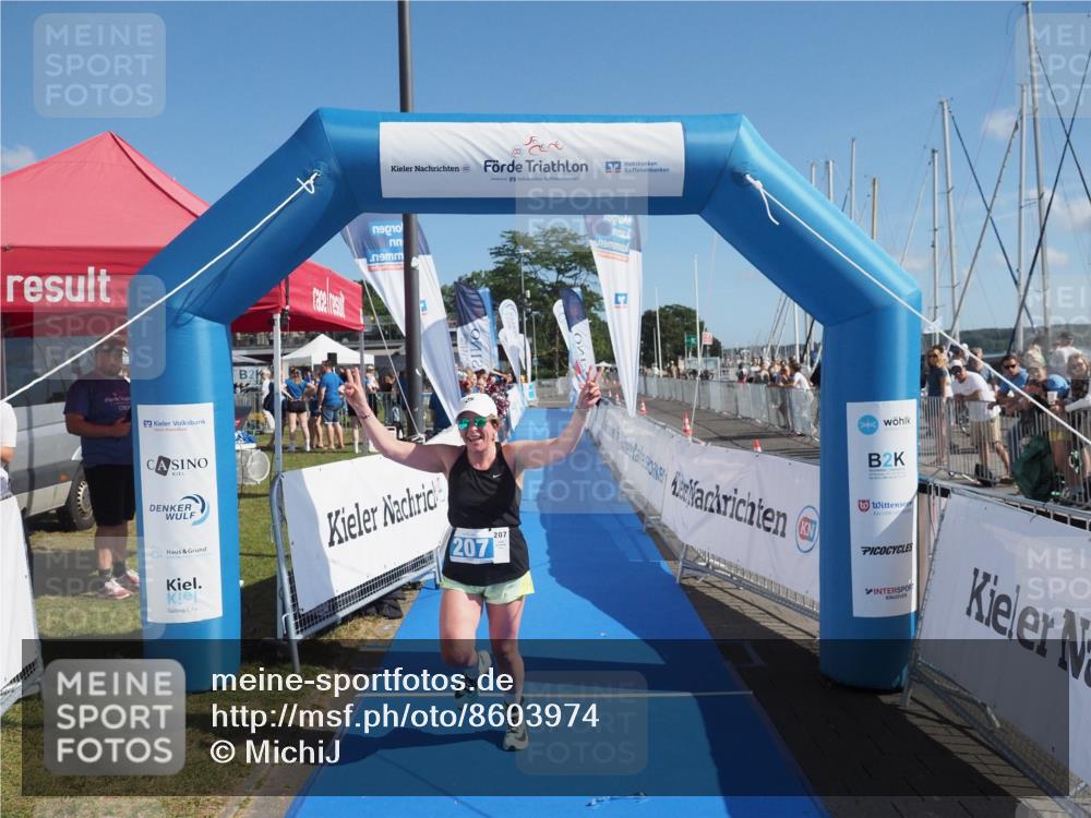 17.08.2025 - KN Förde Triathlon 2025 MichiJ http://msf.ph/oto/8603974 17.08.2025 10:57:45 Laufen 207 meine-sportfotos.de