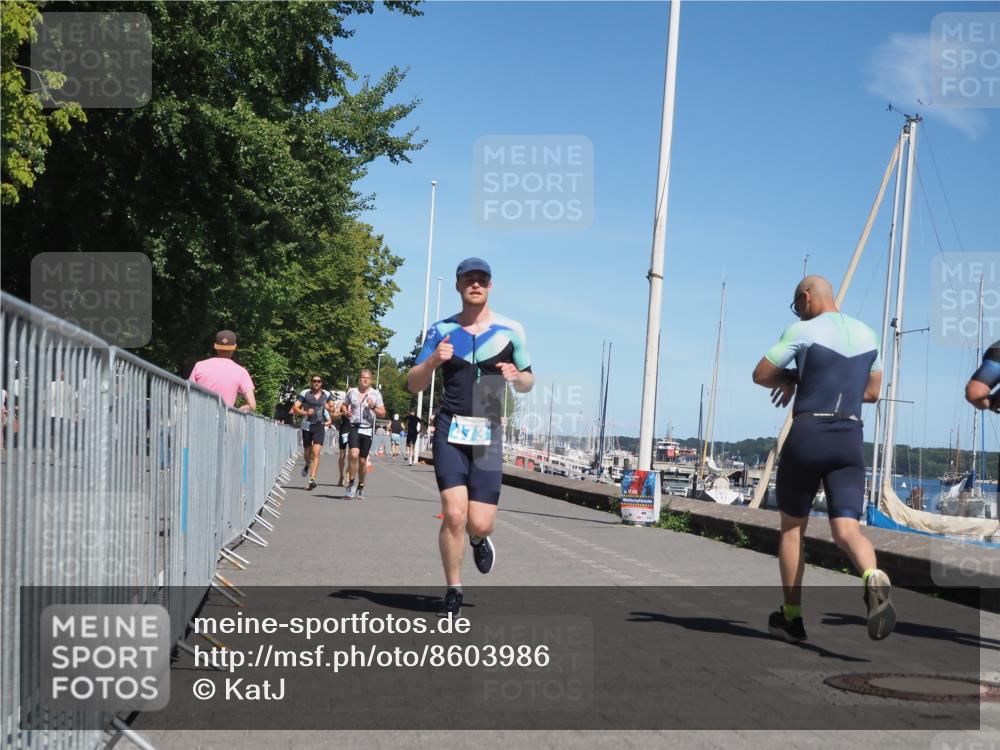 17.08.2025 - KN Förde Triathlon 2025 KatJ http://msf.ph/oto/8603986 17.08.2025 13:46:47 Laufen 446, 460, 473, 493, 502 meine-sportfotos.de