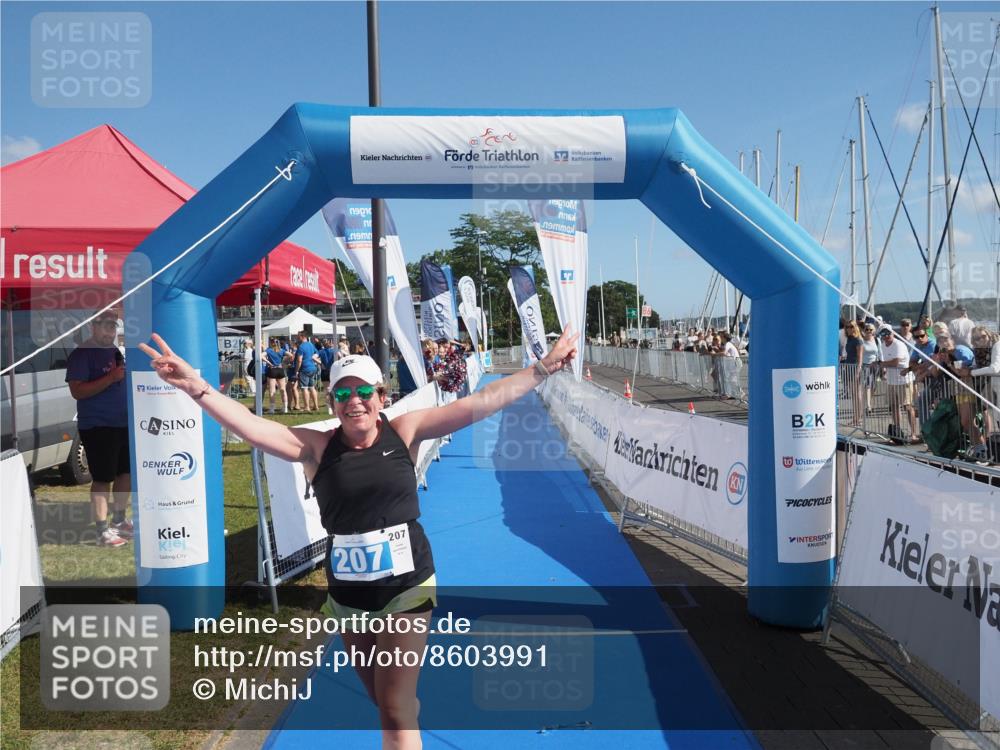 17.08.2025 - KN Förde Triathlon 2025 MichiJ http://msf.ph/oto/8603991 17.08.2025 10:57:46 Laufen 207 meine-sportfotos.de