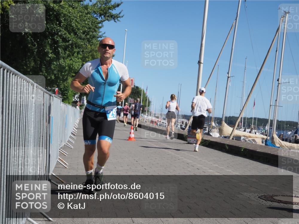 17.08.2025 - KN Förde Triathlon 2025 KatJ http://msf.ph/oto/8604015 17.08.2025 11:56:58 Laufen 297, 373, 389, 601, 619 meine-sportfotos.de
