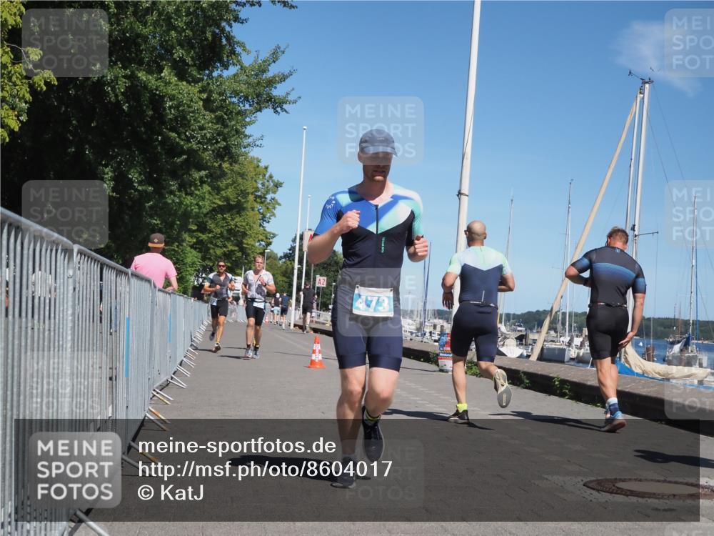 17.08.2025 - KN Förde Triathlon 2025 KatJ http://msf.ph/oto/8604017 17.08.2025 13:46:47 Laufen 446, 460, 473, 493, 502 meine-sportfotos.de