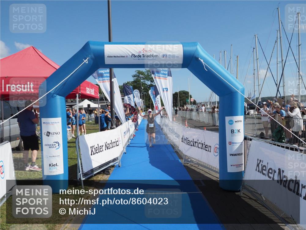 17.08.2025 - KN Förde Triathlon 2025 MichiJ http://msf.ph/oto/8604023 17.08.2025 11:00:15 Laufen 213 meine-sportfotos.de