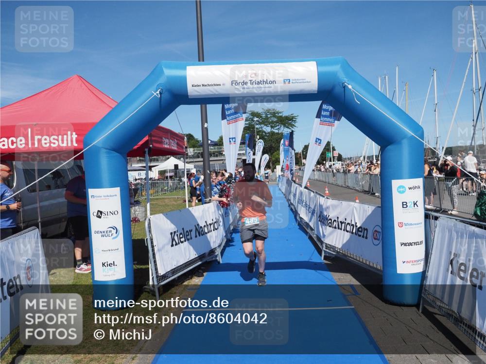 17.08.2025 - KN Förde Triathlon 2025 MichiJ http://msf.ph/oto/8604042 17.08.2025 14:19:01 Laufen 485 meine-sportfotos.de