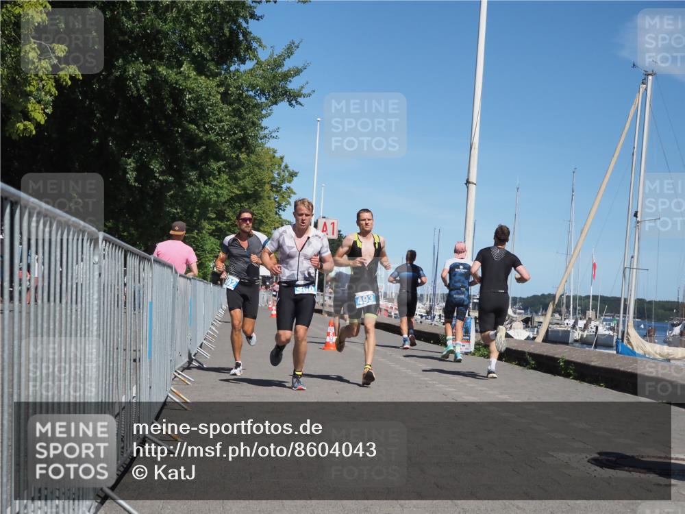 17.08.2025 - KN Förde Triathlon 2025 KatJ http://msf.ph/oto/8604043 17.08.2025 13:46:51 Laufen 460, 473, 493, 502 meine-sportfotos.de