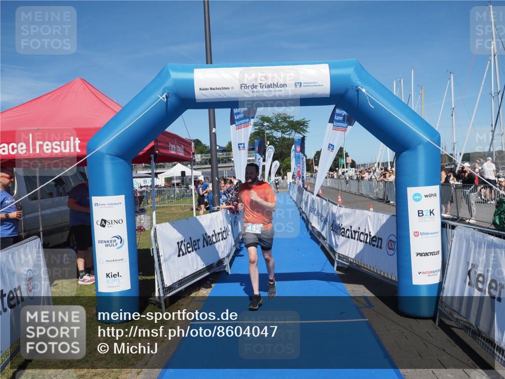 17.08.2025 - KN Förde Triathlon 2025 MichiJ http://msf.ph/oto/8604047 17.08.2025 14:19:01 Laufen 485 meine-sportfotos.de