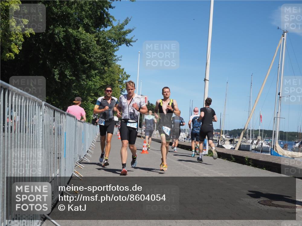 17.08.2025 - KN Förde Triathlon 2025 KatJ http://msf.ph/oto/8604054 17.08.2025 13:46:51 Laufen 460, 473, 493, 502 meine-sportfotos.de