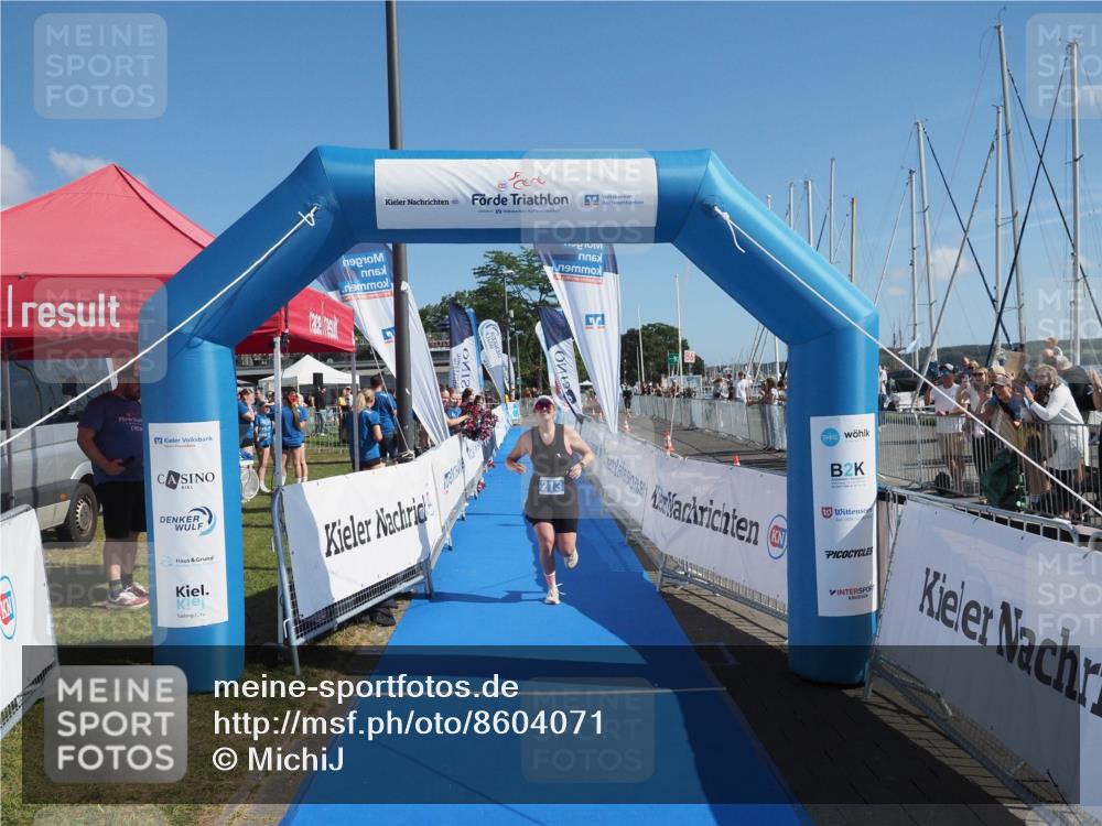 17.08.2025 - KN Förde Triathlon 2025 MichiJ http://msf.ph/oto/8604071 17.08.2025 11:00:16 Laufen 213 meine-sportfotos.de