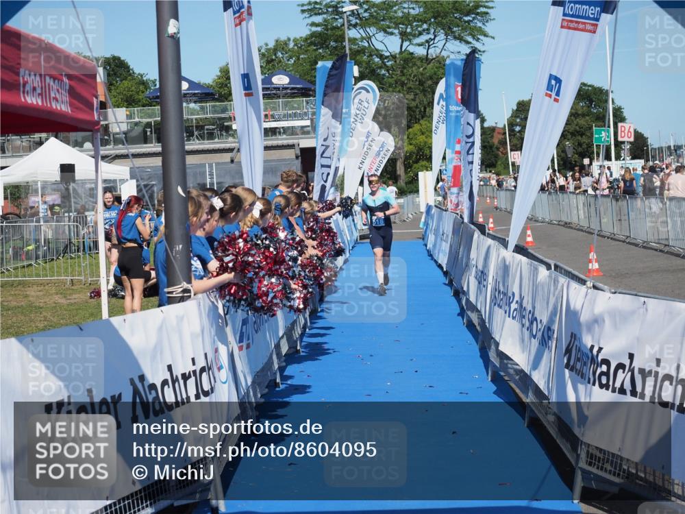17.08.2025 - KN Förde Triathlon 2025 MichiJ http://msf.ph/oto/8604095 17.08.2025 14:19:09 Laufen  meine-sportfotos.de