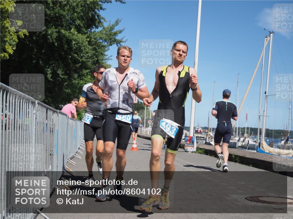 17.08.2025 - KN Förde Triathlon 2025 KatJ http://msf.ph/oto/8604102 17.08.2025 13:46:52 Laufen 460, 493, 502, 506 meine-sportfotos.de
