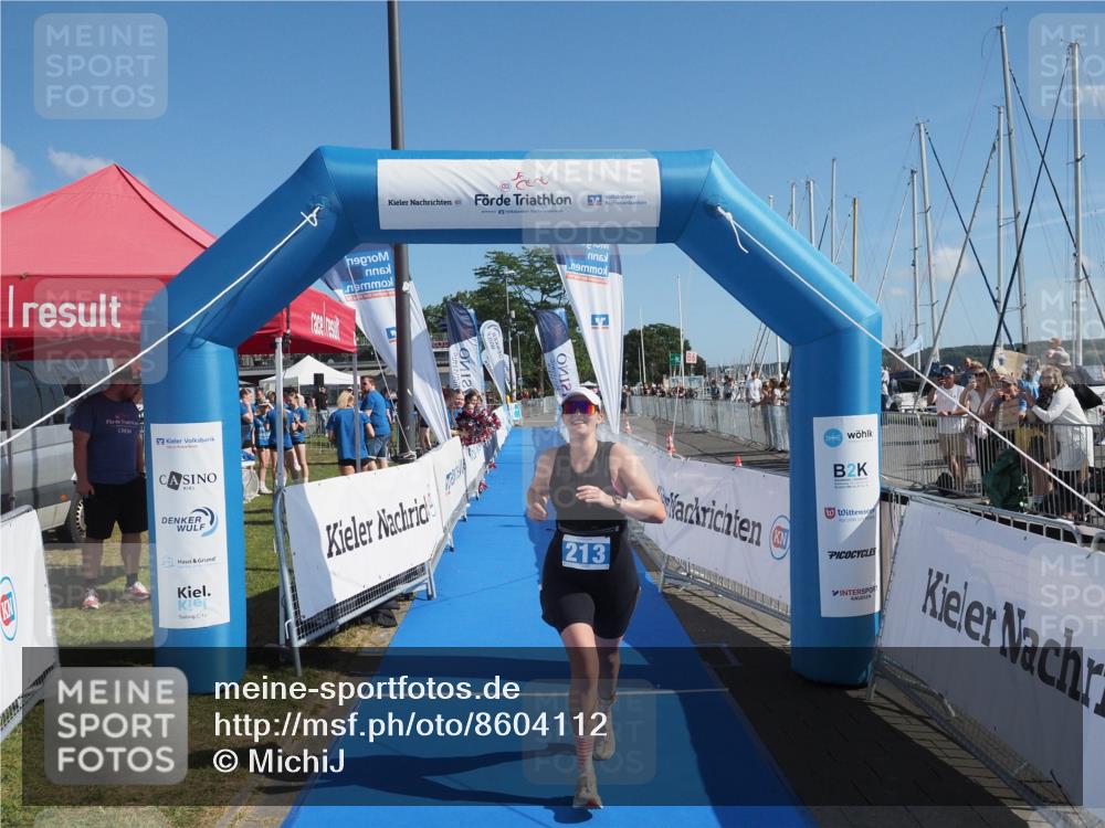 17.08.2025 - KN Förde Triathlon 2025 MichiJ http://msf.ph/oto/8604112 17.08.2025 11:00:18 Laufen 213 meine-sportfotos.de