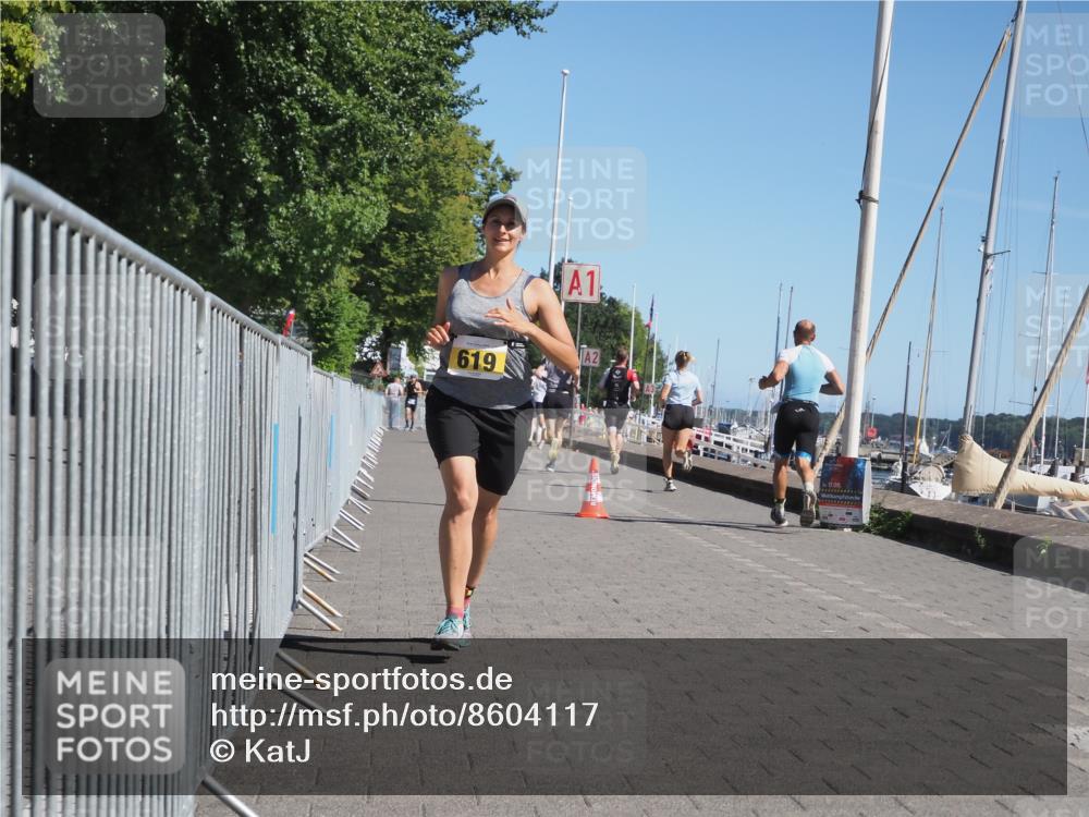 17.08.2025 - KN Förde Triathlon 2025 KatJ http://msf.ph/oto/8604117 17.08.2025 11:57:06 Laufen 619 meine-sportfotos.de