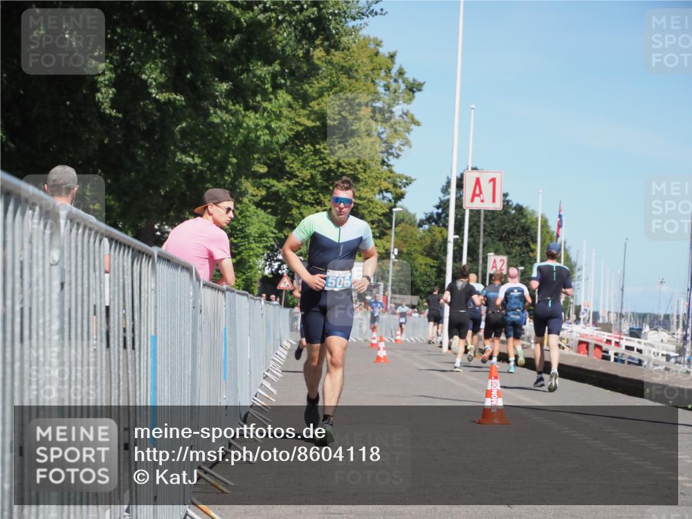 17.08.2025 - KN Förde Triathlon 2025 KatJ http://msf.ph/oto/8604118 17.08.2025 13:46:57 Laufen 502, 506 meine-sportfotos.de