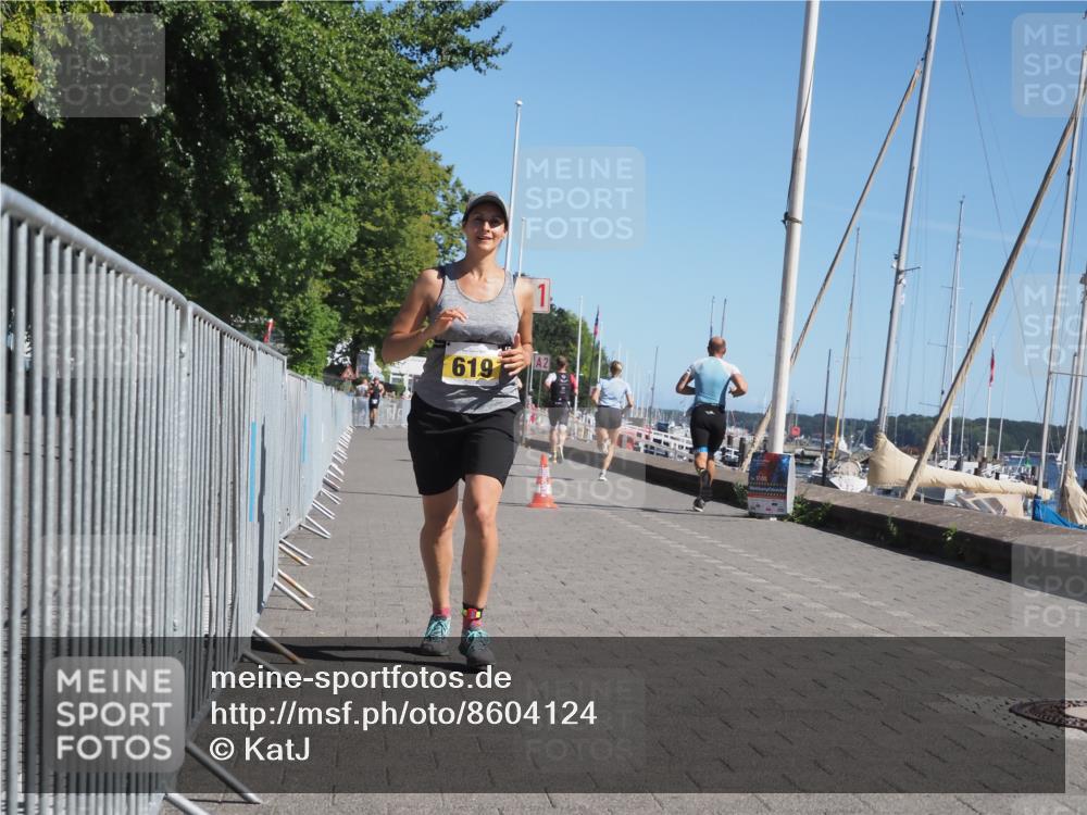 17.08.2025 - KN Förde Triathlon 2025 KatJ http://msf.ph/oto/8604124 17.08.2025 11:57:06 Laufen 619 meine-sportfotos.de