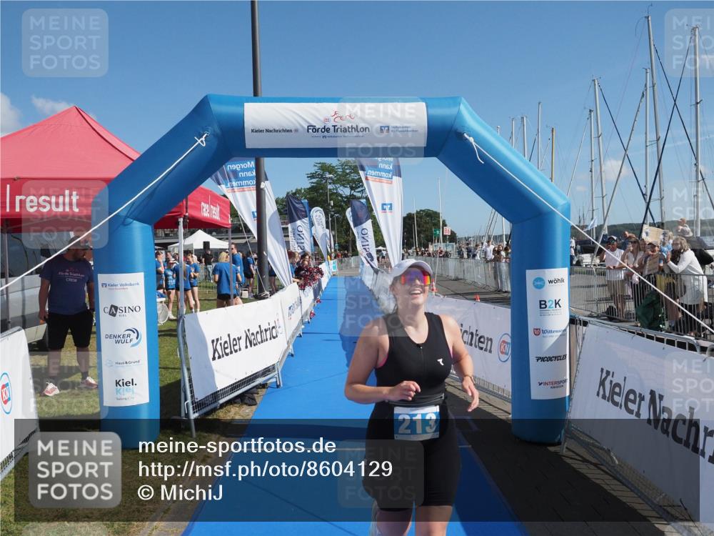 17.08.2025 - KN Förde Triathlon 2025 MichiJ http://msf.ph/oto/8604129 17.08.2025 11:00:18 Laufen 213 meine-sportfotos.de