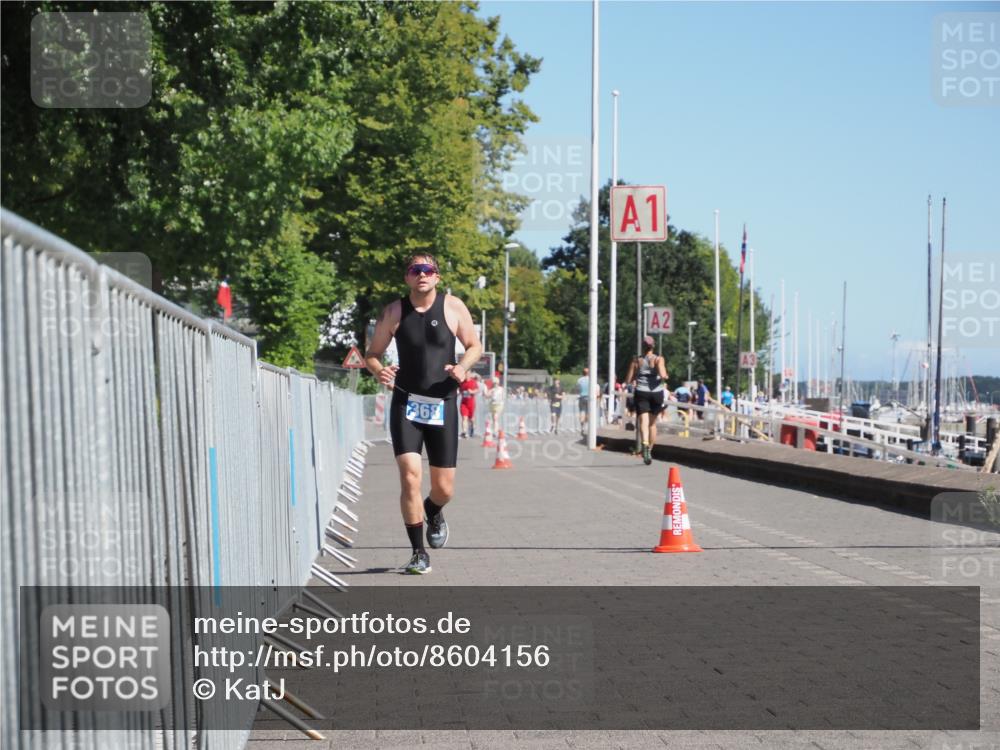 17.08.2025 - KN Förde Triathlon 2025 KatJ http://msf.ph/oto/8604156 17.08.2025 11:57:25 Laufen 368 meine-sportfotos.de