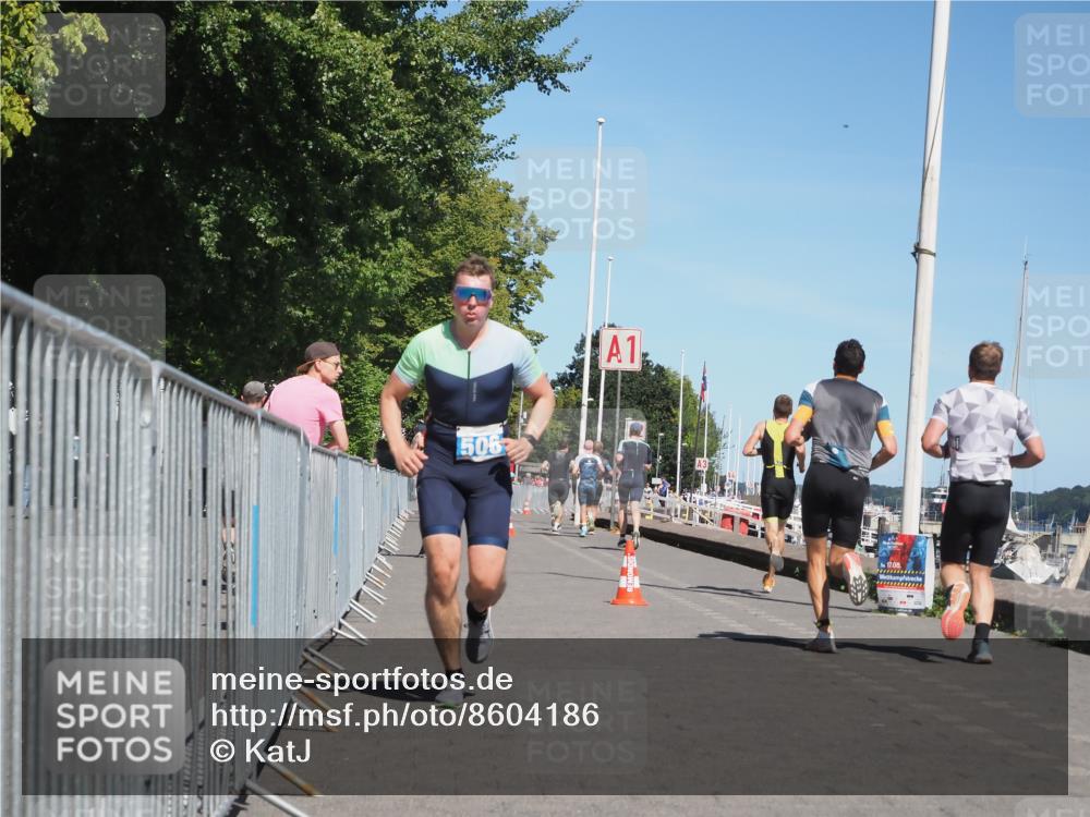 17.08.2025 - KN Förde Triathlon 2025 KatJ http://msf.ph/oto/8604186 17.08.2025 13:46:59 Laufen 506 meine-sportfotos.de