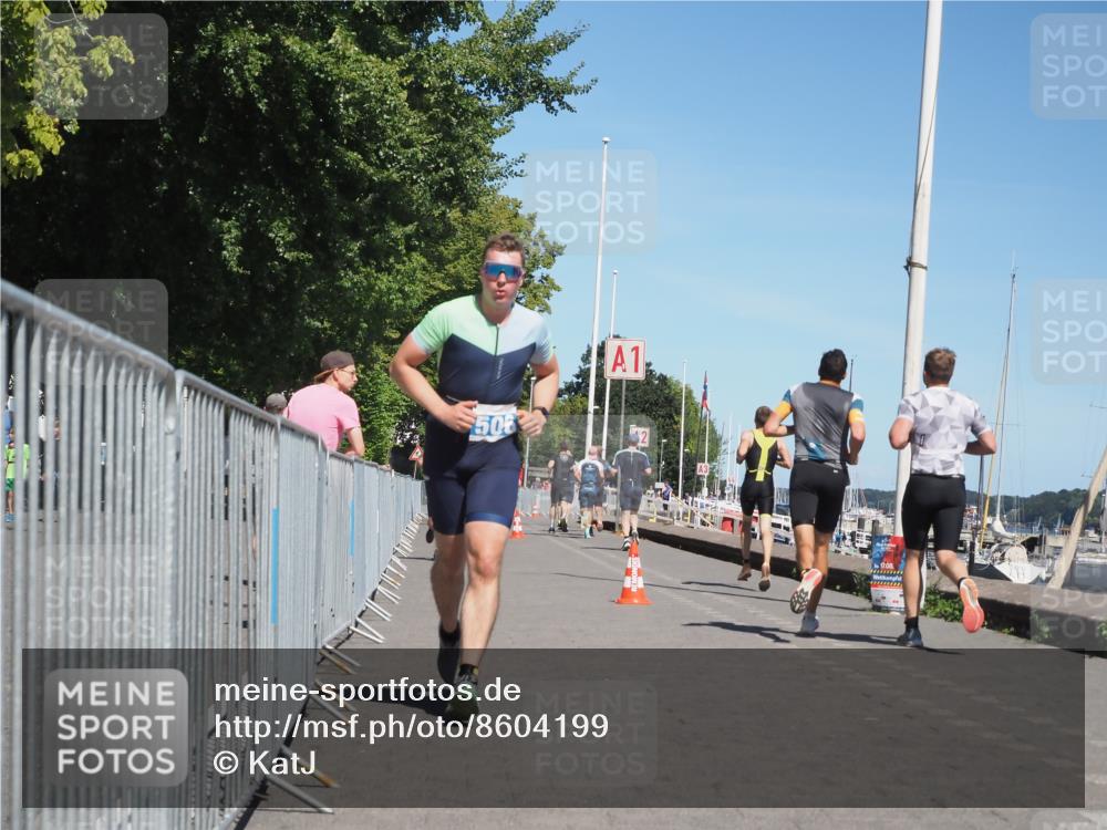 17.08.2025 - KN Förde Triathlon 2025 KatJ http://msf.ph/oto/8604199 17.08.2025 13:47:00 Laufen 483, 506 meine-sportfotos.de