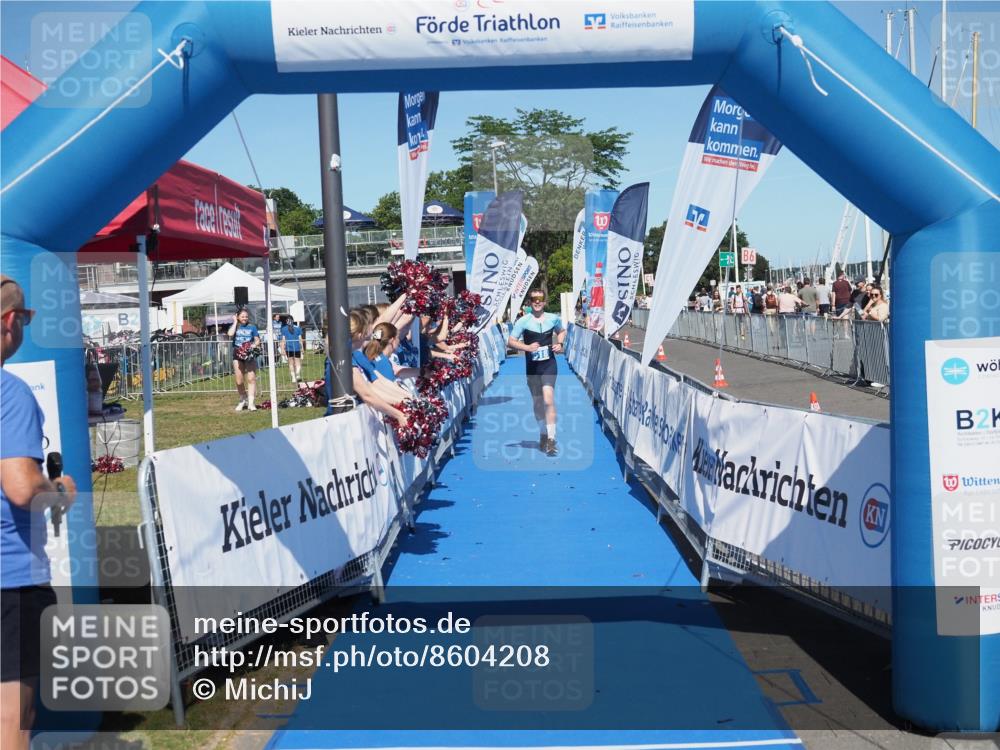17.08.2025 - KN Förde Triathlon 2025 MichiJ http://msf.ph/oto/8604208 17.08.2025 14:19:12 Laufen 518 meine-sportfotos.de