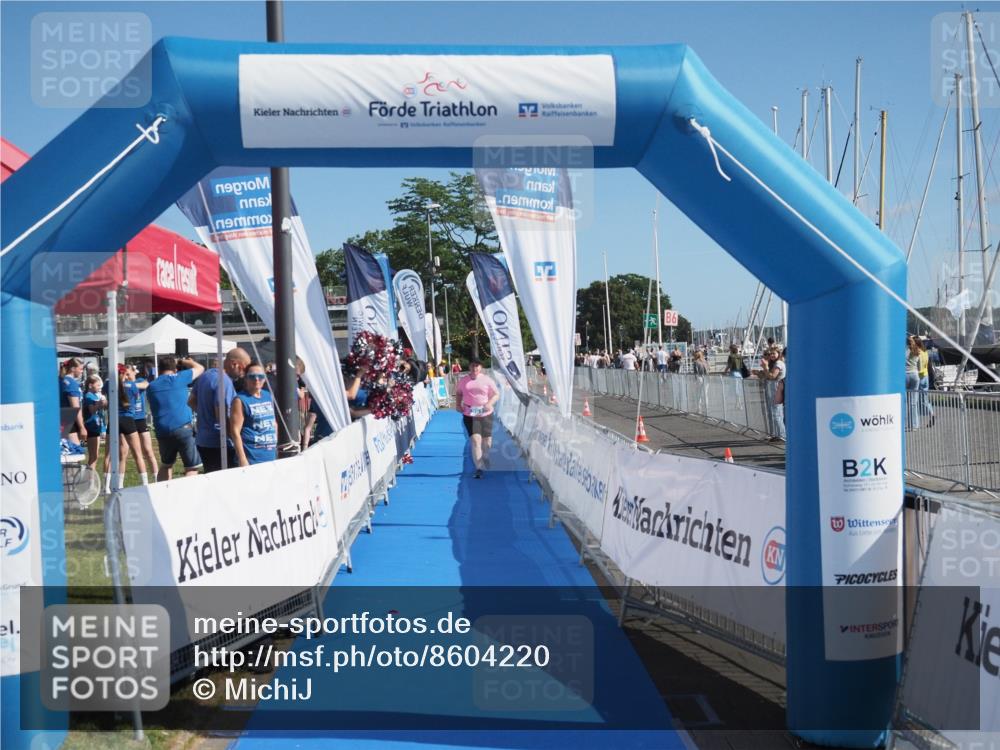 17.08.2025 - KN Förde Triathlon 2025 MichiJ http://msf.ph/oto/8604220 17.08.2025 11:02:17 Laufen 251 meine-sportfotos.de