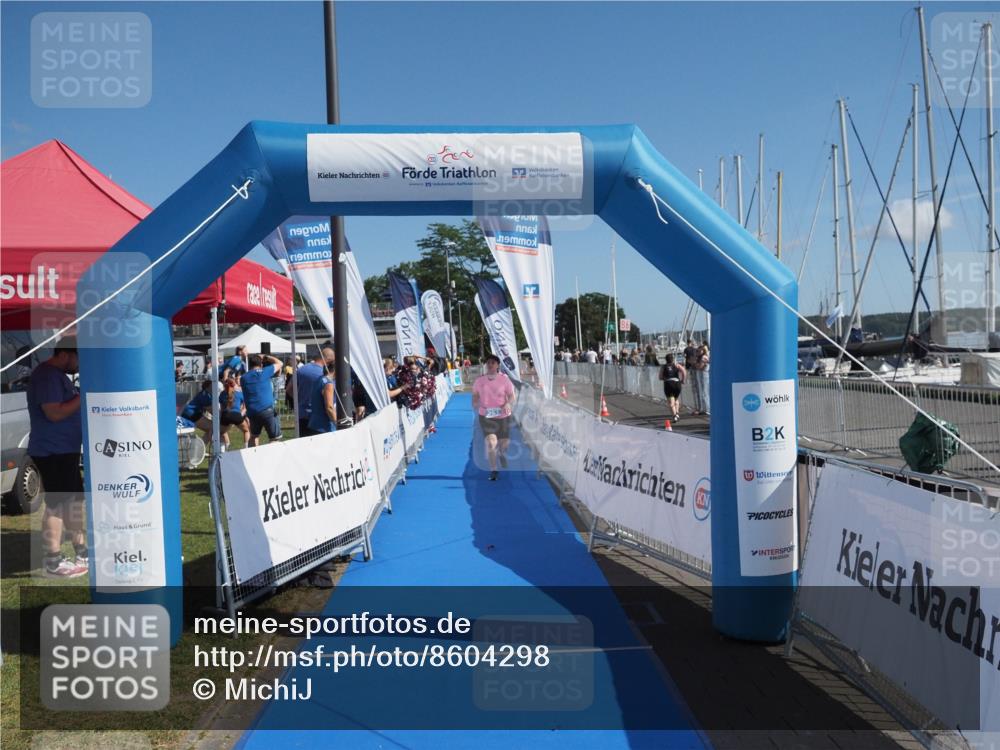 17.08.2025 - KN Förde Triathlon 2025 MichiJ http://msf.ph/oto/8604298 17.08.2025 11:02:19 Laufen 251 meine-sportfotos.de