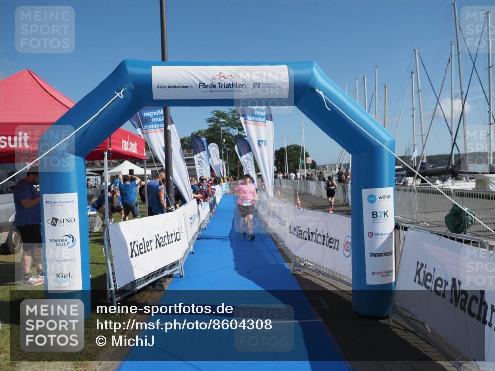 17.08.2025 - KN Förde Triathlon 2025 MichiJ http://msf.ph/oto/8604308 17.08.2025 11:02:20 Laufen 251 meine-sportfotos.de