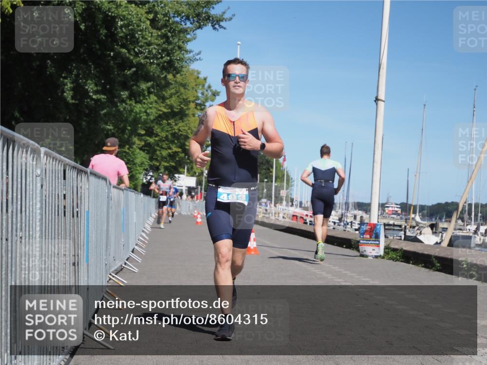 17.08.2025 - KN Förde Triathlon 2025 KatJ http://msf.ph/oto/8604315 17.08.2025 13:47:09 Laufen 483 meine-sportfotos.de