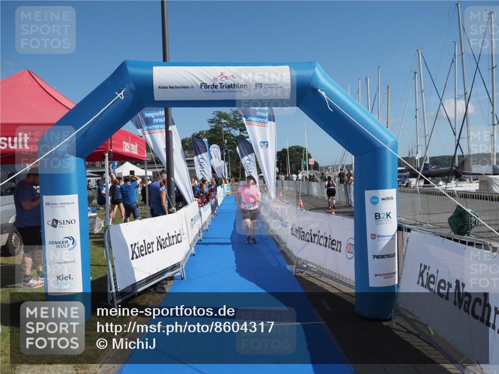 17.08.2025 - KN Förde Triathlon 2025 MichiJ http://msf.ph/oto/8604317 17.08.2025 11:02:20 Laufen 251 meine-sportfotos.de