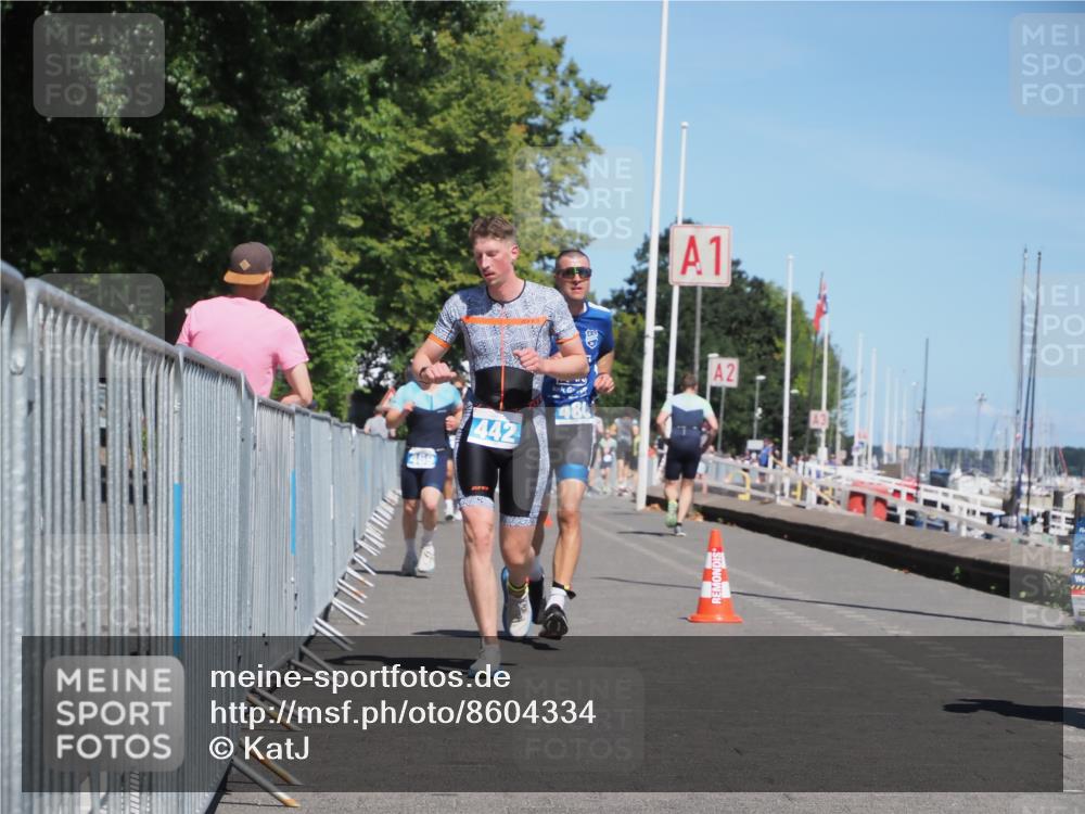 17.08.2025 - KN Förde Triathlon 2025 KatJ http://msf.ph/oto/8604334 17.08.2025 13:47:17 Laufen 442, 469, 480 meine-sportfotos.de