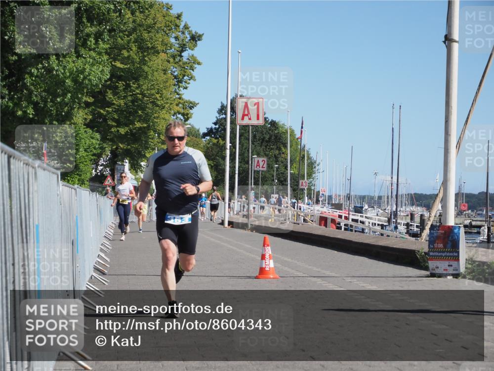 17.08.2025 - KN Förde Triathlon 2025 KatJ http://msf.ph/oto/8604343 17.08.2025 11:57:36 Laufen 353 meine-sportfotos.de