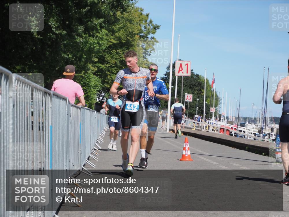 17.08.2025 - KN Förde Triathlon 2025 KatJ http://msf.ph/oto/8604347 17.08.2025 13:47:17 Laufen 442, 469, 480 meine-sportfotos.de