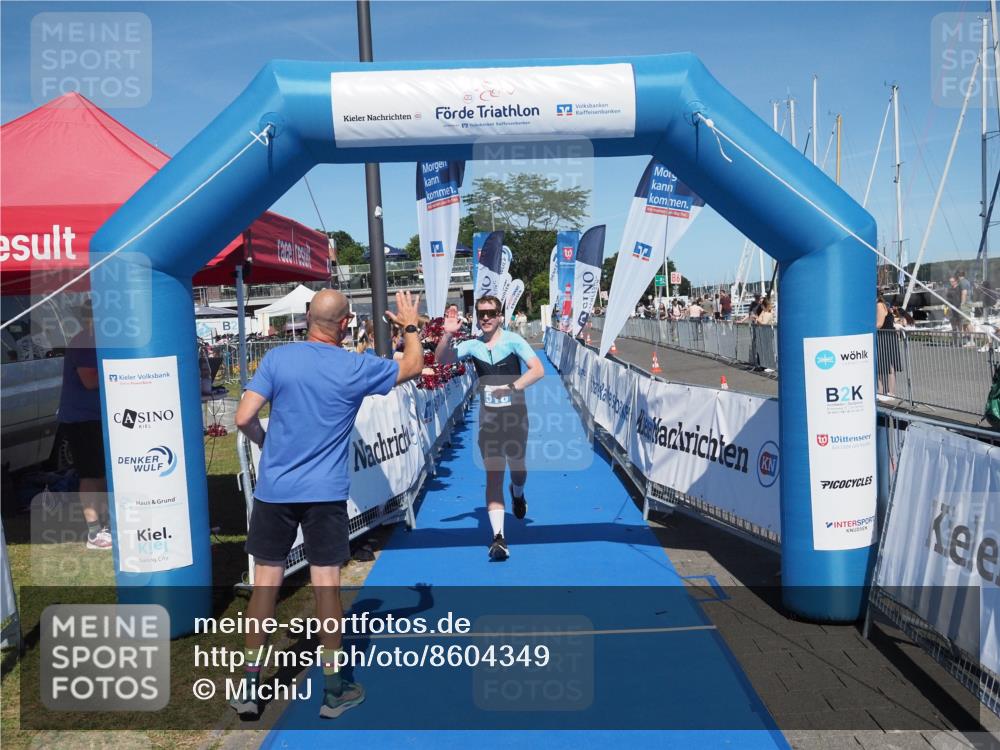 17.08.2025 - KN Förde Triathlon 2025 MichiJ http://msf.ph/oto/8604349 17.08.2025 14:19:15 Laufen 518 meine-sportfotos.de