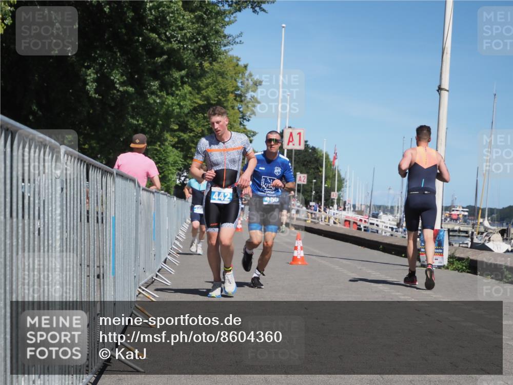 17.08.2025 - KN Förde Triathlon 2025 KatJ http://msf.ph/oto/8604360 17.08.2025 13:47:18 Laufen 442, 469, 480 meine-sportfotos.de