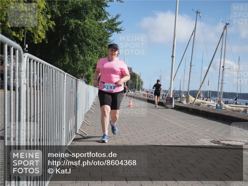 17.08.2025 - KN Förde Triathlon 2025 KatJ http://msf.ph/oto/8604368 17.08.2025 10:27:33 Laufen 131, 151, 251 meine-sportfotos.de