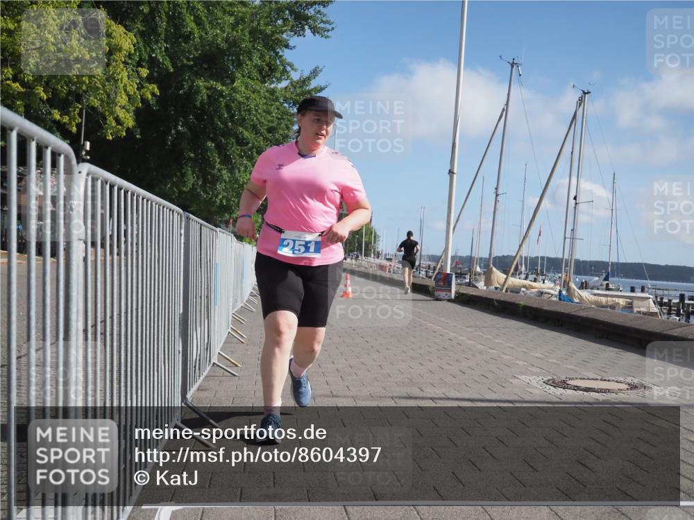 17.08.2025 - KN Förde Triathlon 2025 KatJ http://msf.ph/oto/8604397 17.08.2025 10:27:33 Laufen 131, 151, 251 meine-sportfotos.de