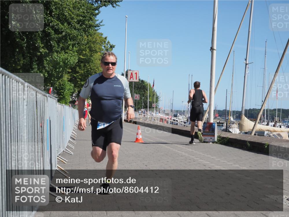 17.08.2025 - KN Förde Triathlon 2025 KatJ http://msf.ph/oto/8604412 17.08.2025 11:57:38 Laufen 353 meine-sportfotos.de