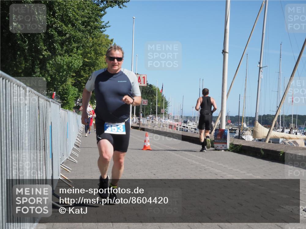 17.08.2025 - KN Förde Triathlon 2025 KatJ http://msf.ph/oto/8604420 17.08.2025 11:57:38 Laufen 353 meine-sportfotos.de
