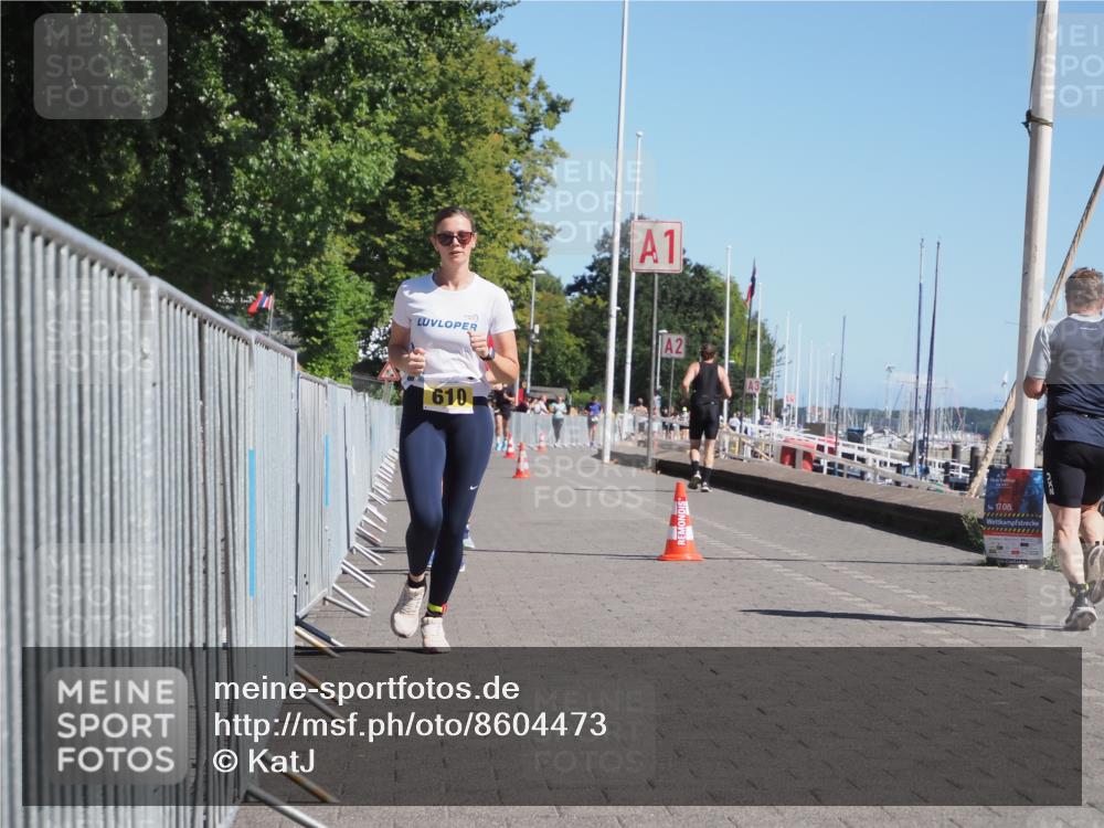 17.08.2025 - KN Förde Triathlon 2025 KatJ http://msf.ph/oto/8604473 17.08.2025 11:57:45 Laufen 372, 610, 624, 630 meine-sportfotos.de