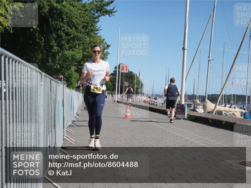 17.08.2025 - KN Förde Triathlon 2025 KatJ http://msf.ph/oto/8604488 17.08.2025 11:57:47 Laufen 372, 610, 624, 630 meine-sportfotos.de