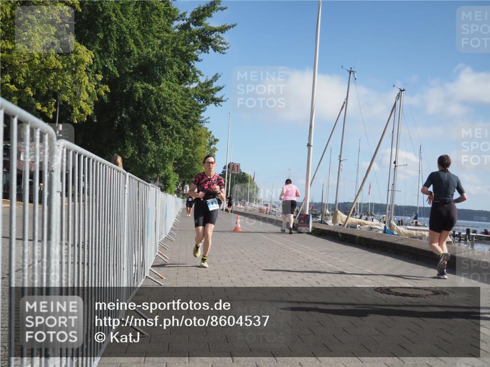17.08.2025 - KN Förde Triathlon 2025 KatJ http://msf.ph/oto/8604537 17.08.2025 10:27:44 Laufen 143, 151 meine-sportfotos.de