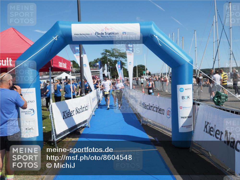 17.08.2025 - KN Förde Triathlon 2025 MichiJ http://msf.ph/oto/8604548 17.08.2025 12:21:21 Laufen 611, 630 meine-sportfotos.de